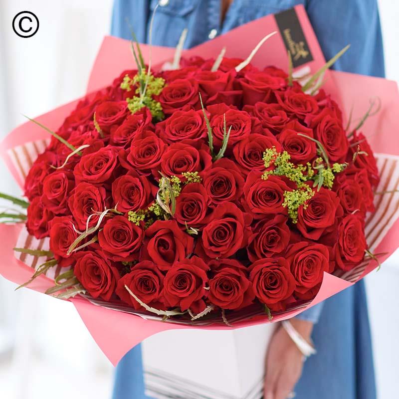 Valentine's Day Luxury 50 Red Roses